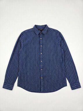 Banana Republic Long Sleeve Nave Line Untucked Fit